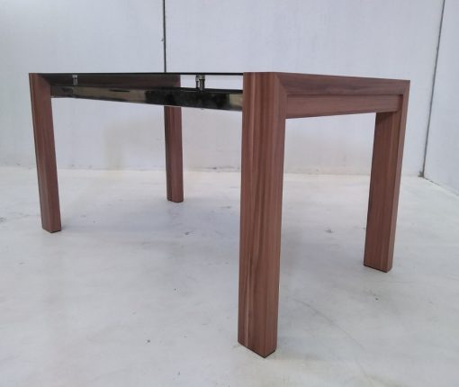 Vista abajo. Mesa baja en metal, madera y cristal - Tec
