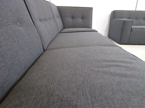 Textura de tela. Conjunto grande de sofás modulares de 3 y 2 plazas más 2 pufs – Modules