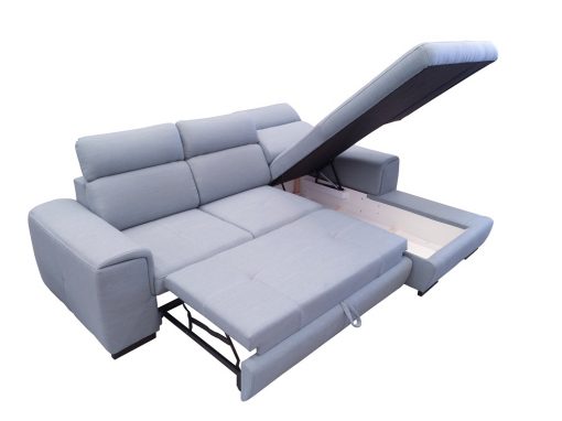 Cama y arcón abiertos. Sofá chaise longue cama con reposacabezas reclinables. Tela gris claro, chaise longue lado derecho - Niagara