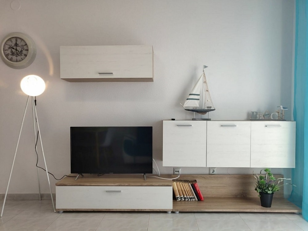 Wall unit assembled in a living room