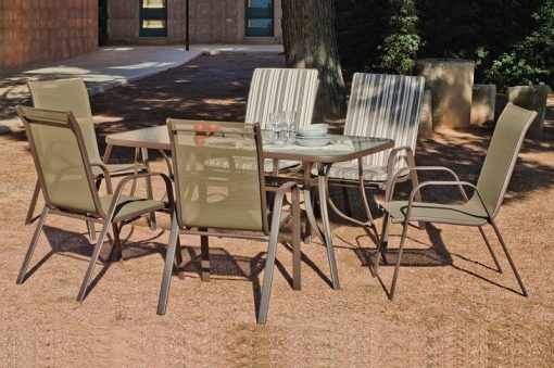 Conjunto para jardín - mesa rectangular 150 cm y 4 sillones de acero Caribe
