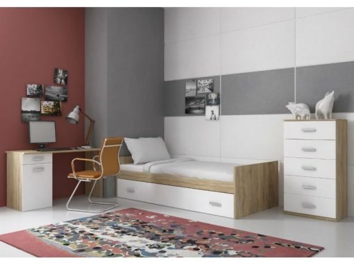 Dormitorio con cama, sinfonier y mesa de estudio – Rimini 06