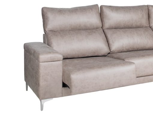 Asientos deslizantes y repozacabezas reclinables del sofá modelo Huelva